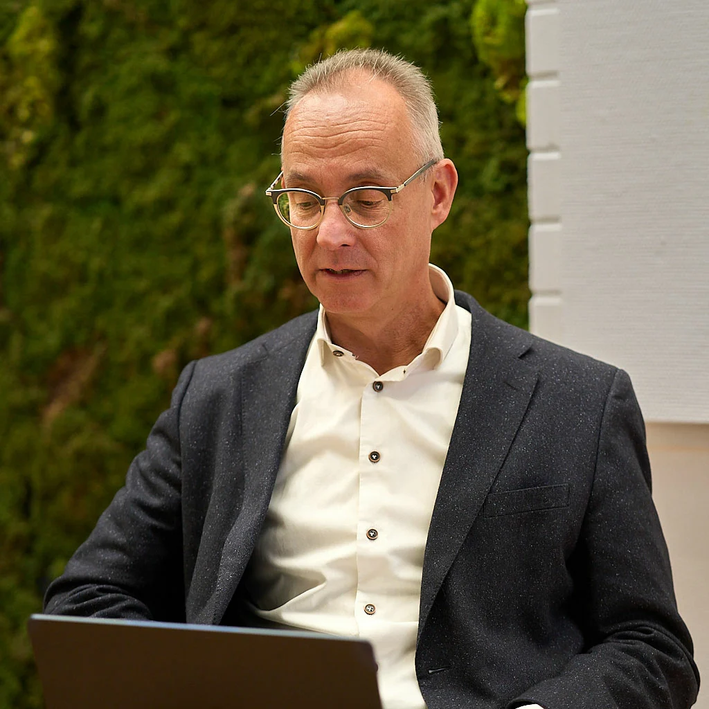 Joost Jaspers, Nederlandse advocaat voor Frans recht